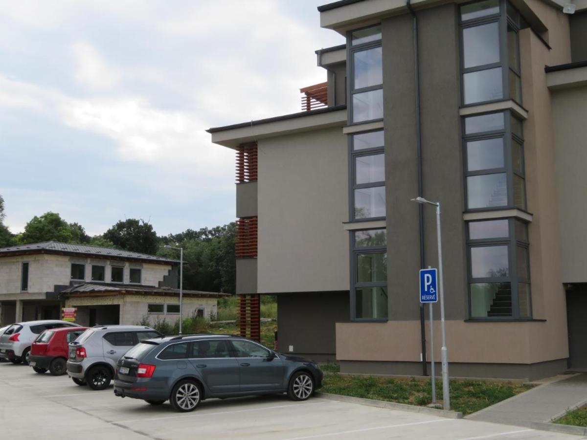 Apartman Bohemia Podhájska Extérieur photo