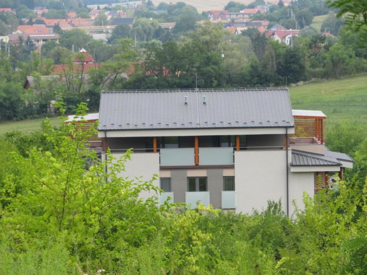 Apartman Bohemia Podhájska Extérieur photo